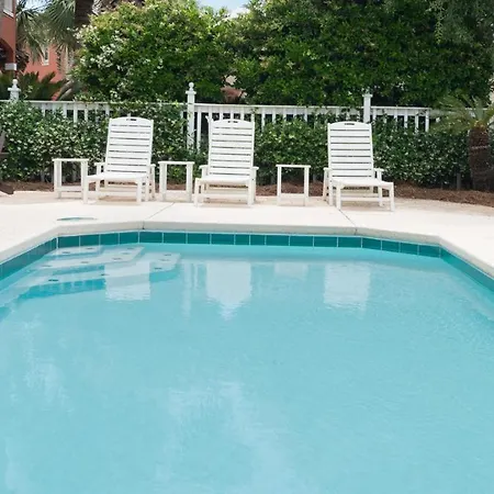 Dolphin House Villa